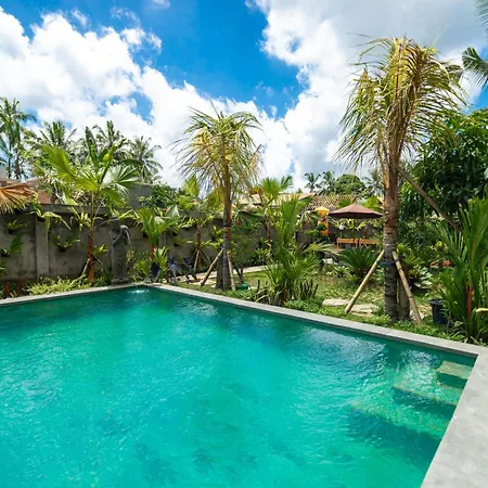 Lumbung Sari Ubud Center